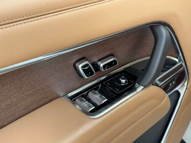 Land Rover Range Rover — Фото автомобиля 5