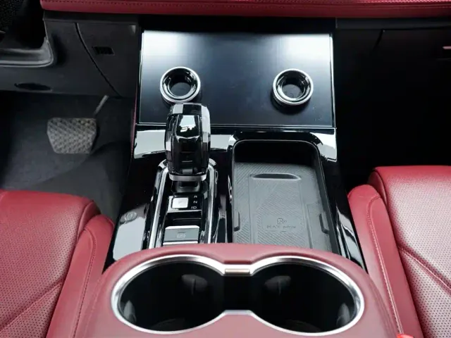 Jetour X70 Plus — Фото автомобиля 15
