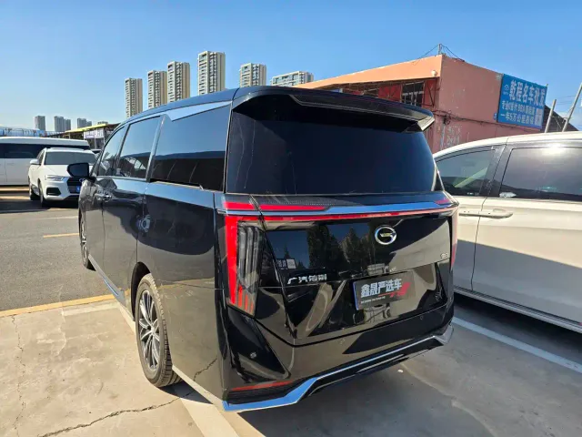 GAC Trumpchi M8 — Фото автомобиля 11