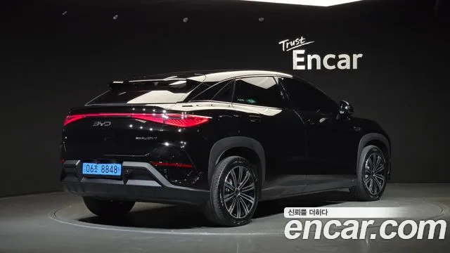 BYD Sealion 7 — Фото автомобиля 2