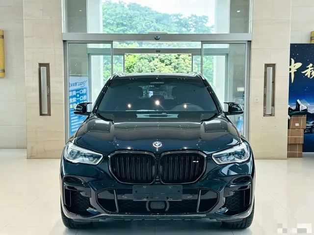 BMW X5 — Фото автомобиля 2