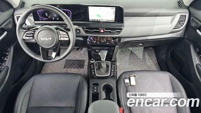 Kia Seltos — Фото автомобиля 2