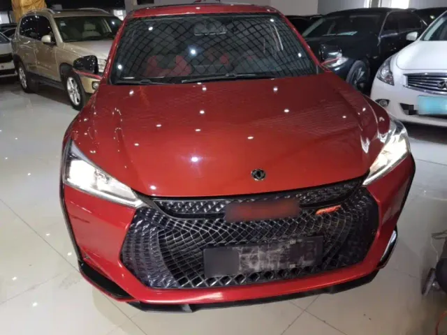 Dongfeng Yixuan — Фото автомобиля 2
