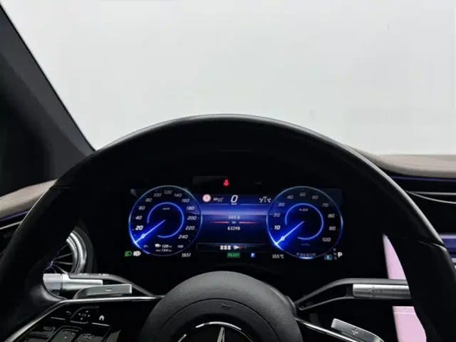 Mercedes-Benz EQS — Фото автомобиля 10