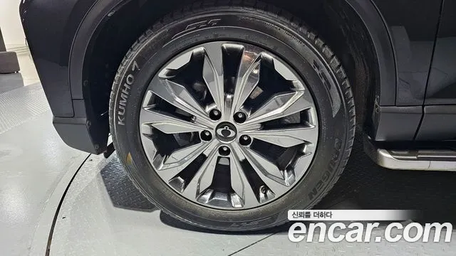 KG_Mobility_Ssangyong Rexton Rexton Arena Дизель 2.2 4WD — Фото автомобиля 5