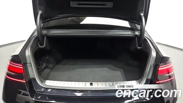Genesis G90 Бензин 3.5 турбо AWD — Фото автомобиля 26