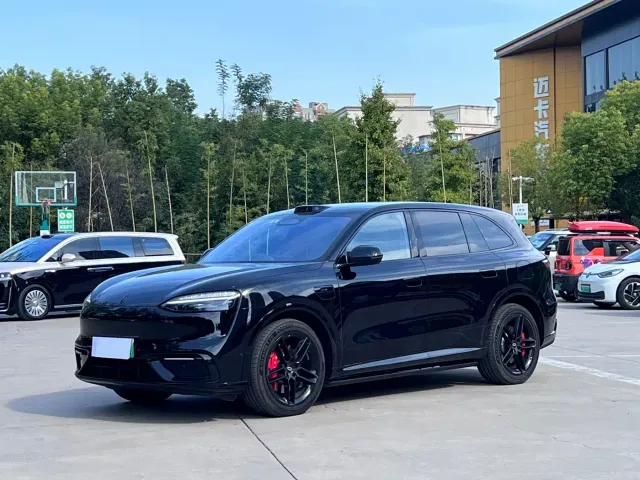 Фотография автомобиля — Aito M6