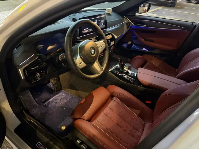 BMW 5 Series — Фото автомобиля 8