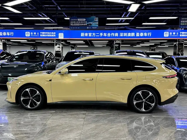 Nio ET5 Touring — Фото автомобиля 4