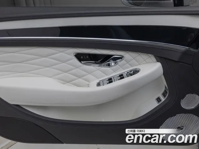Bentley Continental — Фото автомобиля 13
