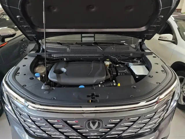 Changan CS75 Plus — Фото автомобиля 19