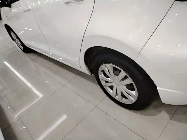 Honda Fit — Фото автомобиля 21