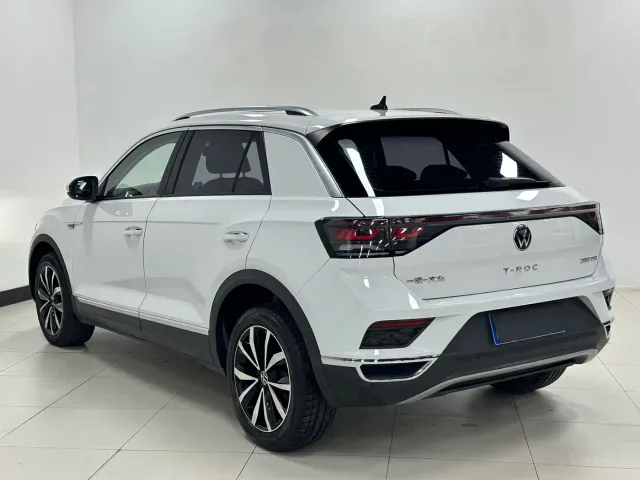 Volkswagen T-Roc — Фото автомобиля 6
