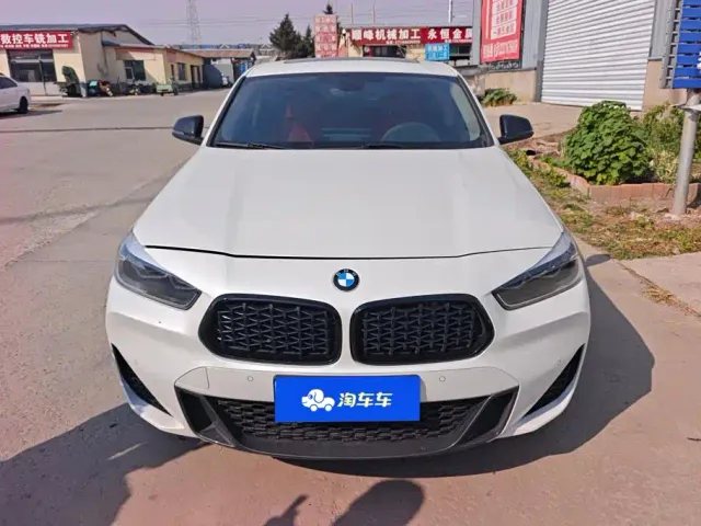 BMW X2 — Фото автомобиля 2