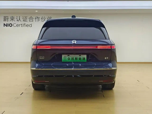 Nio ES8 — Фото автомобиля 5