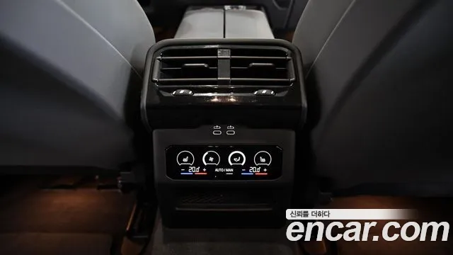 BMW i5 G60 — Фото автомобиля 17