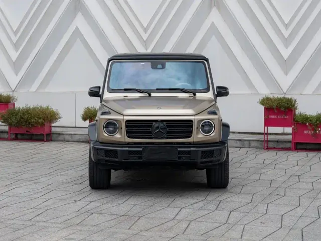 Mercedes-Benz G-Class — Фото автомобиля 2