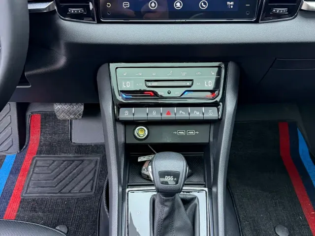 Skoda Karoq — Фото автомобиля 12