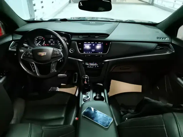 Cadillac XT5 — Фото автомобиля 9