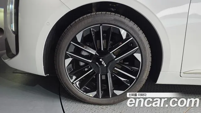 Kia K8 Signature — Фото автомобиля 5