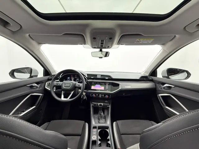 Audi Q3 — Фото автомобиля 10