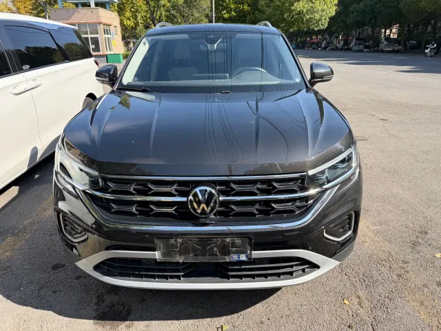 Volkswagen Tayron — Фото автомобиля 2