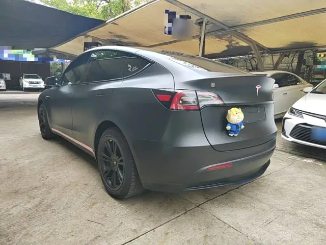 Tesla Model Y 2022 Facelift Rear-Wheel Drive Version — Фото автомобиля 4