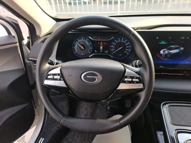 GAC Aion S — Фото автомобиля 10