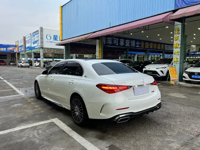 Mercedes-Benz C-Class — Фото автомобиля 15