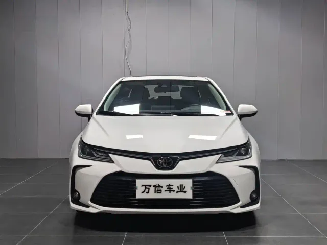 Фотография автомобиля — Toyota Corolla