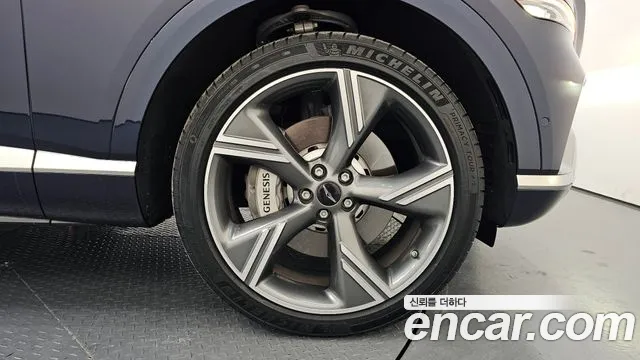 Genesis GV80 2.5T Бензин AWD — Фото автомобиля 5