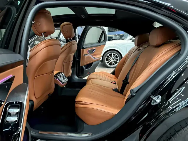 Mercedes-Benz S-Class — Фото автомобиля 7