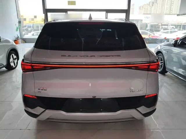 BYD Yuan PLUS — Фото автомобиля 5