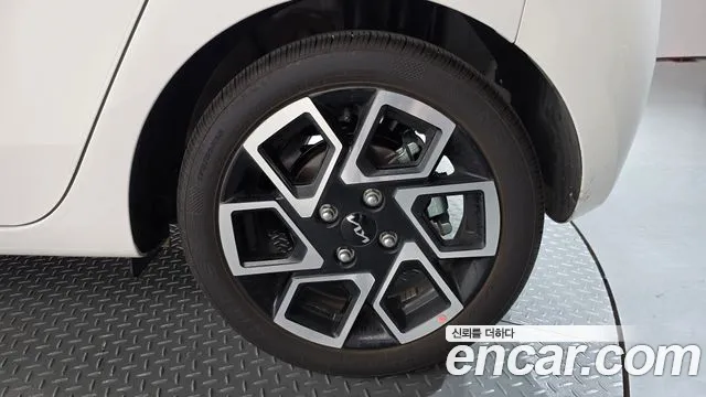 Kia RAY Новый Kia Ray Signature — Фото автомобиля 18