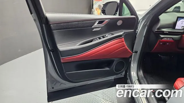 Genesis GV80 — Фото автомобиля 20