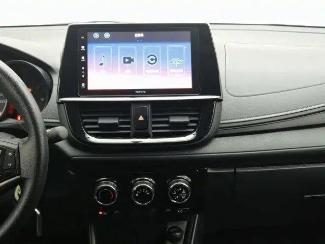 Toyota Vios — Фото автомобиля 12