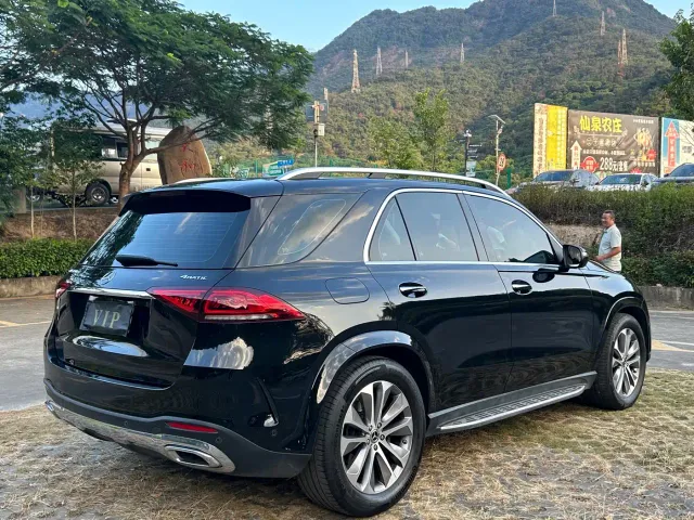 Mercedes-Benz GLE-Class — Фото автомобиля 15