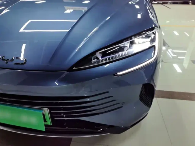 BYD Seal — Фото автомобиля 23