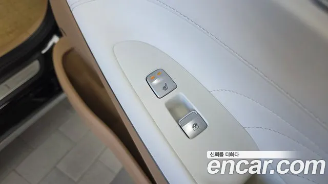 Hyundai Grandeur — Фото автомобиля 16