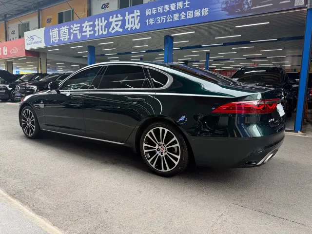 Jaguar XFL — Фото автомобиля 22