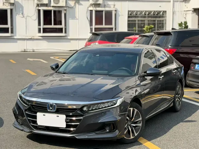 Honda Accord — Фото автомобиля 7