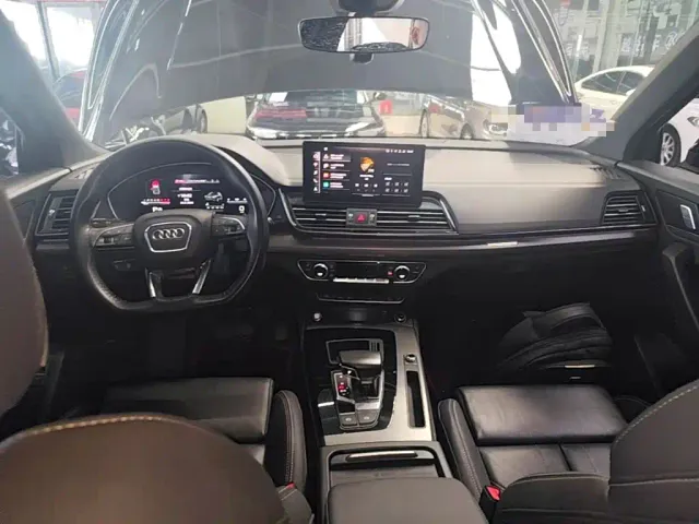 Audi Q5L — Фото автомобиля 9