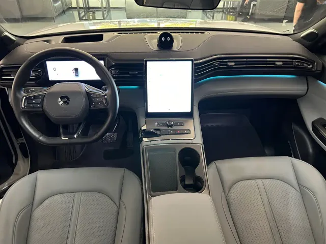 Nio ES6 — Фото автомобиля 9