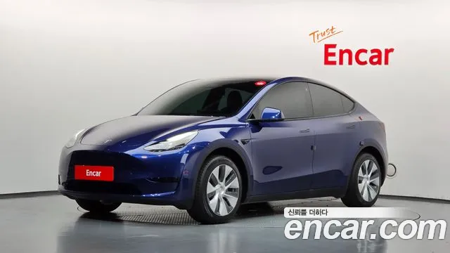 Фотография автомобиля — Tesla Model Y