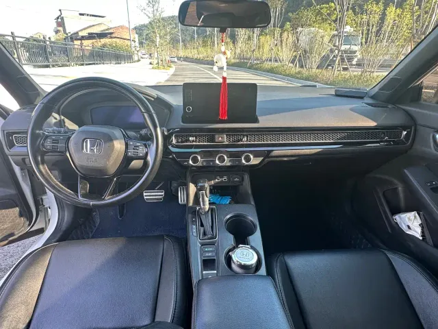 Honda Civic — Фото автомобиля 8