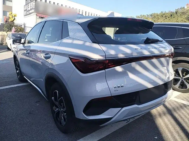 BYD Yuan PLUS — Фото автомобиля 4