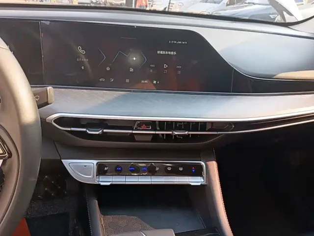 Changan Eado — Фото автомобиля 12