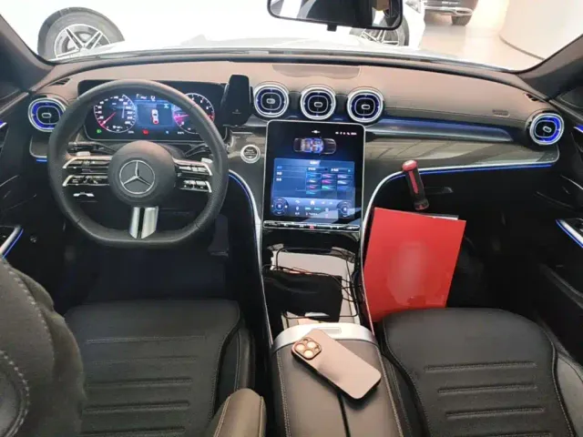 Mercedes-Benz C-Class — Фото автомобиля 9