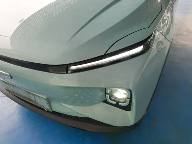 Geely Geometry E Firefly — Фото автомобиля 23