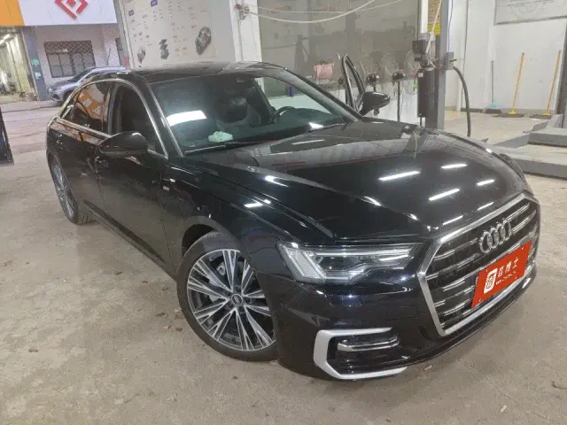 Audi A6L — Фото автомобиля 4